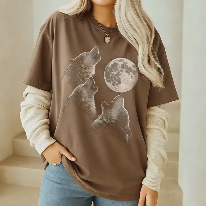 Three Wolf Moon Shirt, Retro Wolves Howling at Moon Comfort Colors Tee, 90s Vintage Animal Graphic T-Shirt, Nature Lover Gift